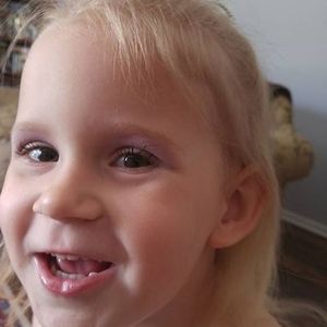 Meet your Posher, Christie